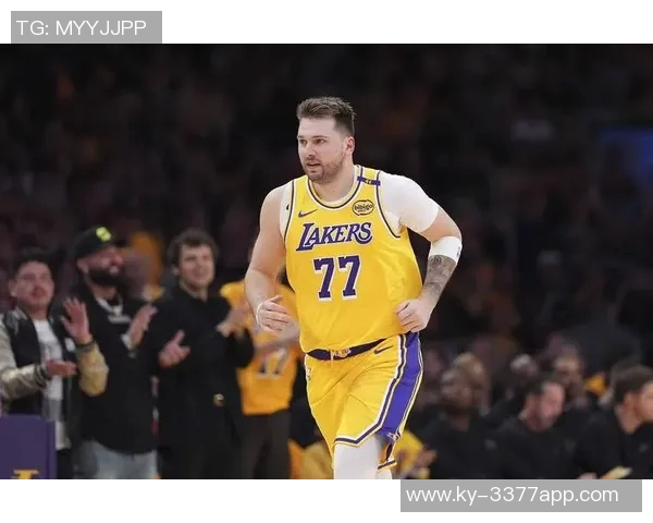 东契奇分析第四节胜利关键:防守连贯与进攻得分双管齐下